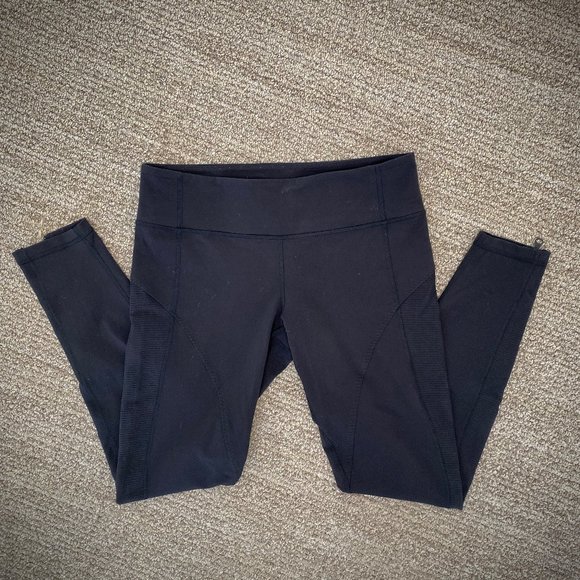 Lululemon Black Full Length Wunder Under Runner Leggings with Zippered Ankles - Picture 3 of 8